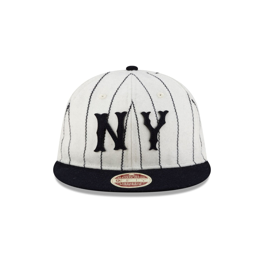 New York Yankees Heritage Pinstripe Retro Crown 9FIFTY Strapback Hat
