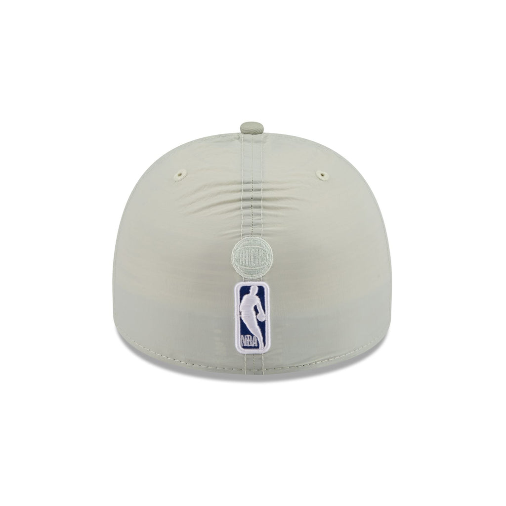 New York Knicks Crinkle 59FIFTY A-Frame Fitted Hat