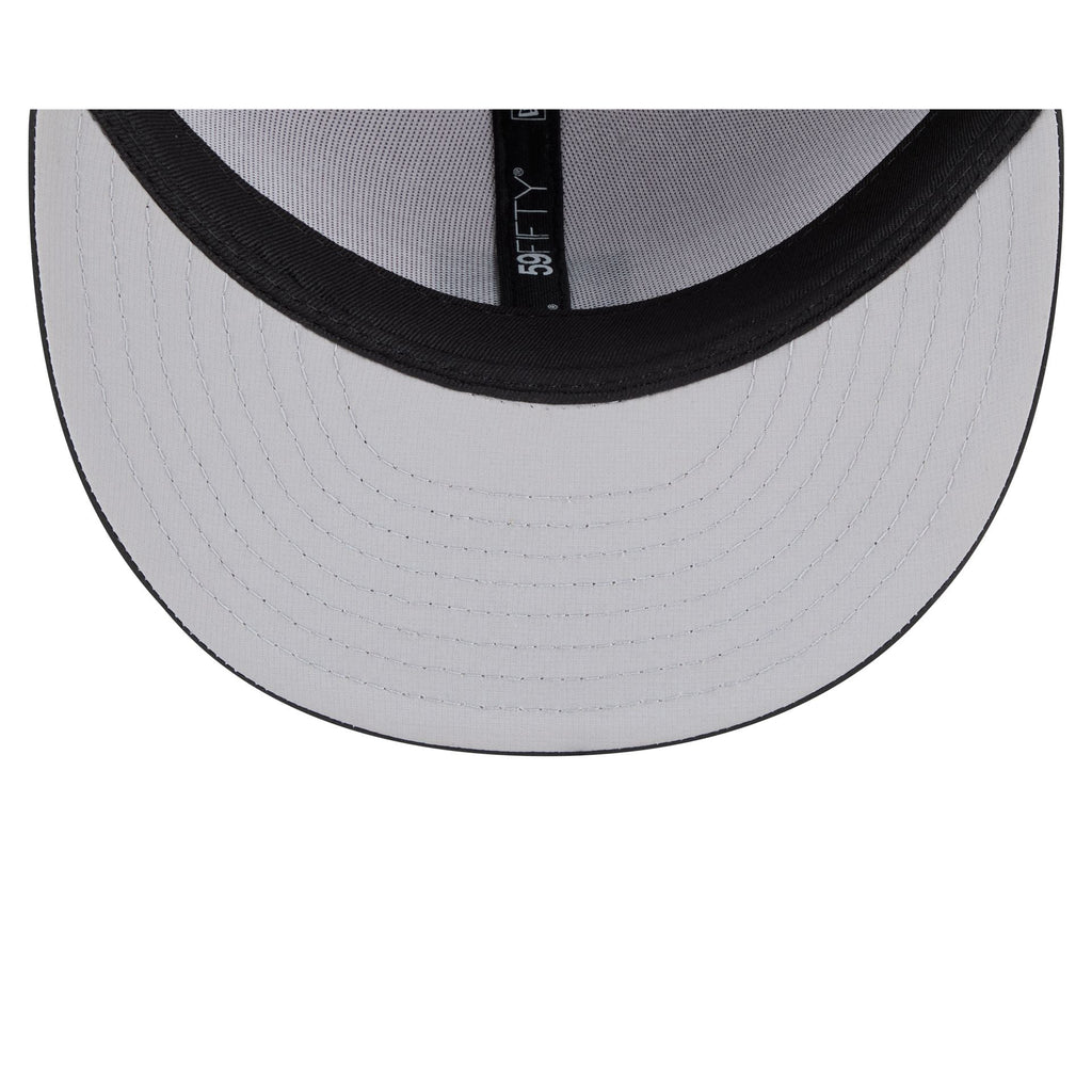 Pittsburgh Pirates 2026 Clubhouse Black & White 59FIFTY Fitted Hat