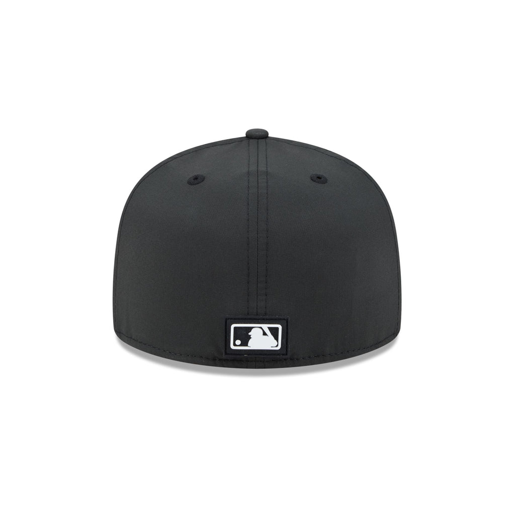 New York Mets 2026 Clubhouse Black & White 59FIFTY Fitted Hat