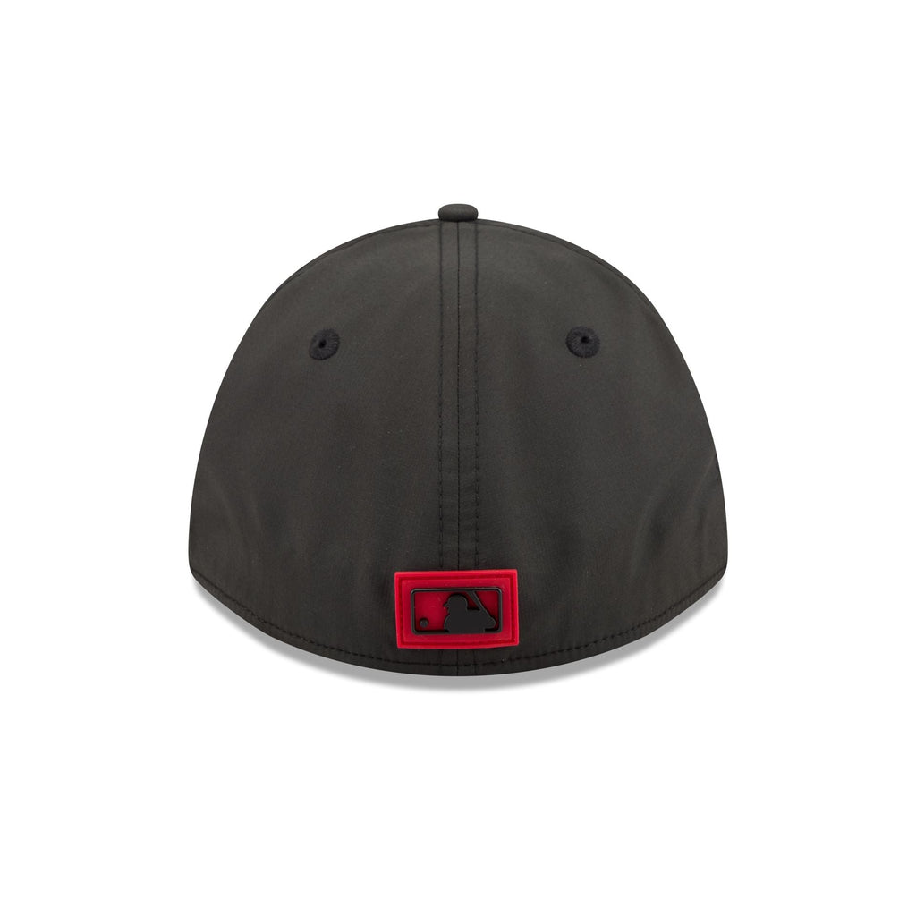 Cincinnati Reds 2026 Clubhouse 39THIRTY M-Crown Stretch Fit Hat