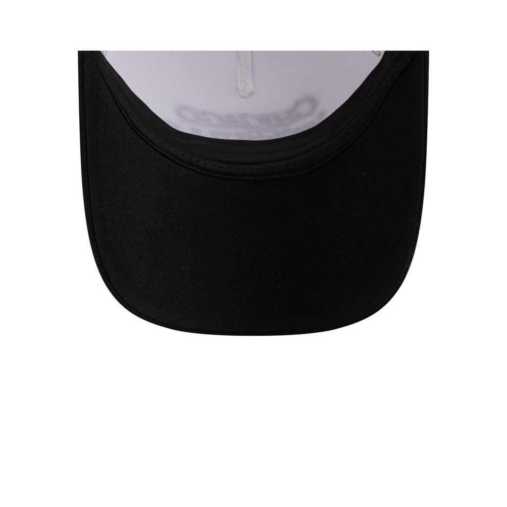 Chicago Bulls Retro Chrome Women's White 9FORTY M-Crown A-Frame Trucker Hat