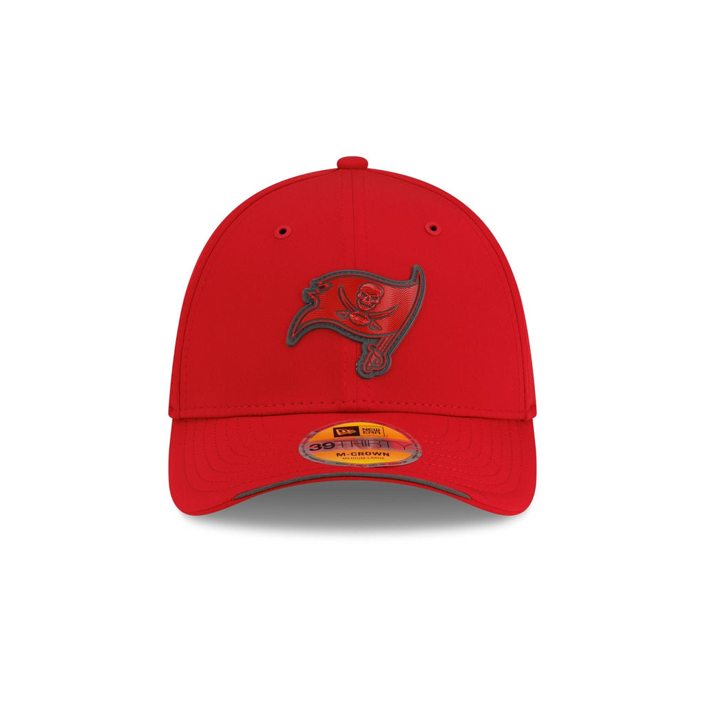 Tampa Bay Buccaneers 2026 Sideline 39THIRTY M-Crown Stretch Fit Hat