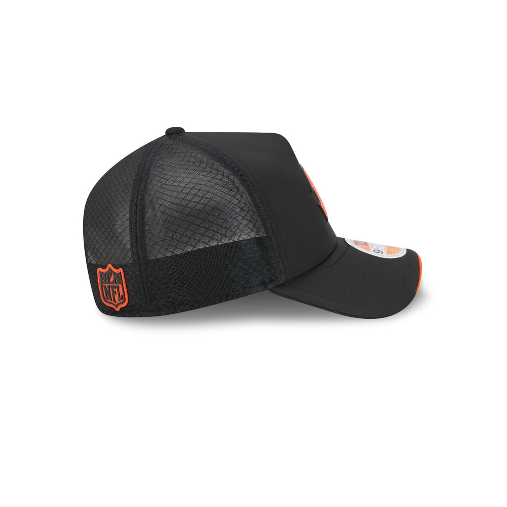 Cincinnati Bengals 2026 Sideline 9FORTY APEX Trucker Hat
