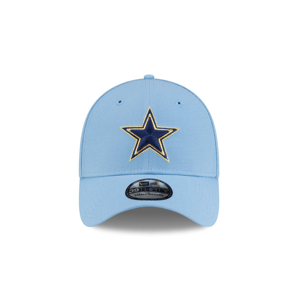 Dallas Cowboys Red. White & Blue 39THIRTY Stretch Fit Hat