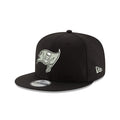 Tampa Bay Buccaneers Black and White 9FIFTY Snapback Hat